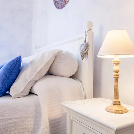 Precious Apartment