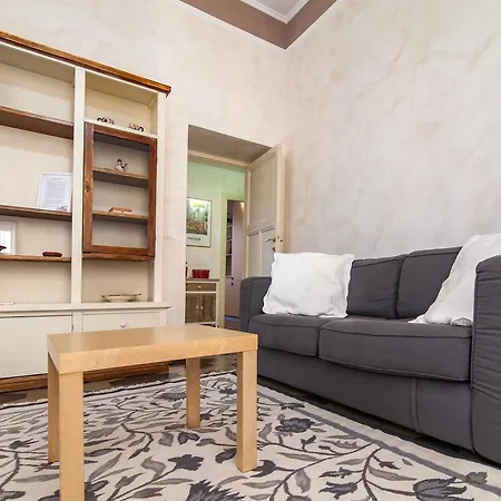 Precious Apartment *