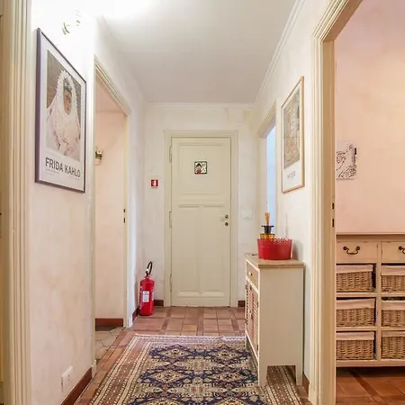 Apartment Precious